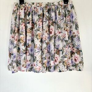 Forever 21 Flowy Mini Skirt Floral Pleated Lined With Elastic Waistband